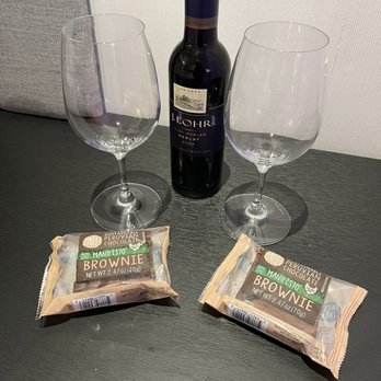 CitizenM - Complimentary wine and brownies - Hotels Near Me - Los Angeles, California