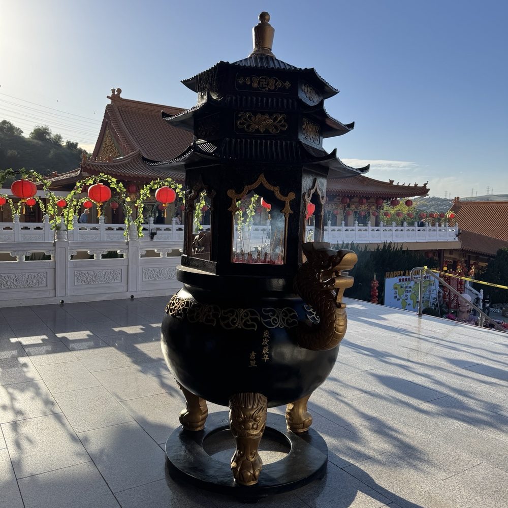 Hsi Lai Temple - Buddhist Temples Near Me - Hacienda Heights, California