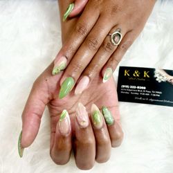 K & K Nails Salon