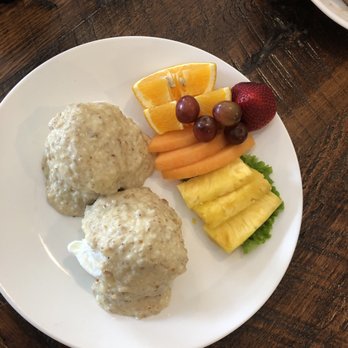 @Union - Southern style Benedict with fruit - Breakfast & Brunch Near Me - Allston, Massachusetts @Union - Southern style Benedict with fruit - Breakfast & Brunch Near Me - Allston, Massachusetts