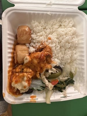 Wok & Staple by null