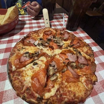 Mario's Pizza & Pasta - Italian Near Me - Gunnison, Colorado Mario's Pizza & Pasta - Italian Near Me - Gunnison, Colorado