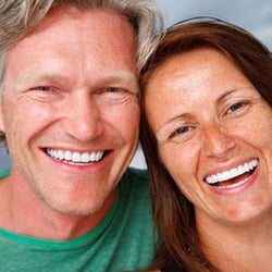 LuxCozy Dental Spa - Dentures