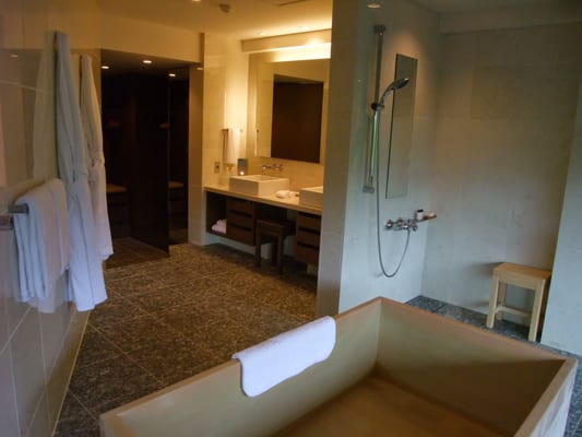 Hyatt Regency Kyoto by null