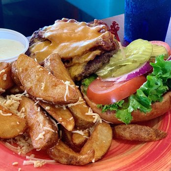 Mandy's Breakfast House - Bacon Cheeseburger w/wedge fries.. husband inhaled it.  Safe to assume it was good - Breakfast & Brunch Near Me - Sonora, California