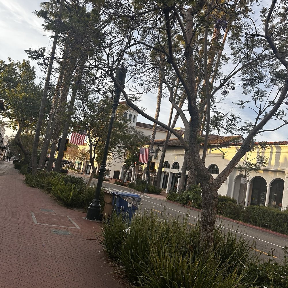 Social Stays - Hostels Near Me - Santa Barbara, California Social Stays - Hostels Near Me - Santa Barbara, California