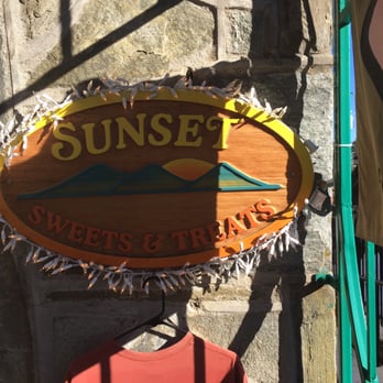 Sunset Tee's & Hattery - Hats Near Me - Blowing Rock, North Carolina Sunset Tee's & Hattery - Hats Near Me - Blowing Rock, North Carolina