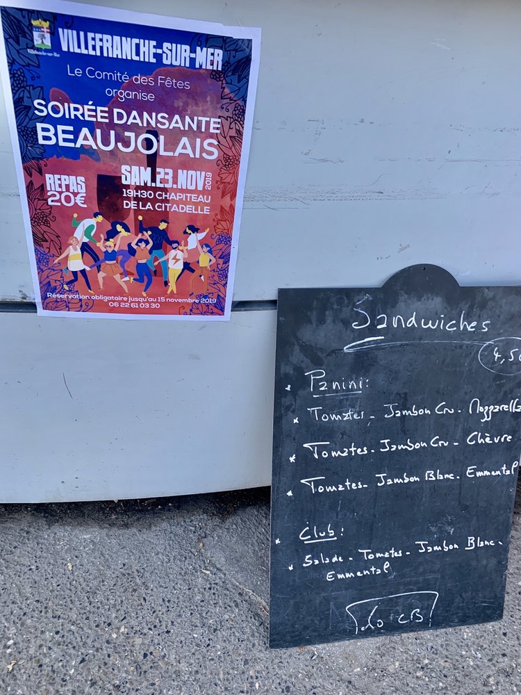 LA BALEINE JOYEUSE 1 quai de la Corderie, VillefranchesurMer, Alpes