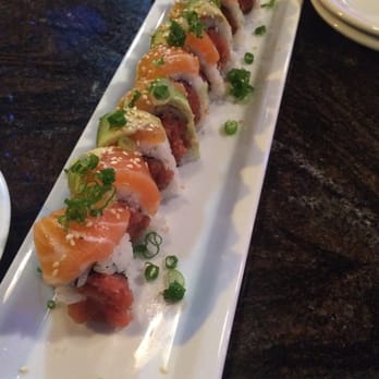 Cho Cho San - Spicy tuna salmon slam roll - Sushi Bars Near Me - Thousand Oaks, California