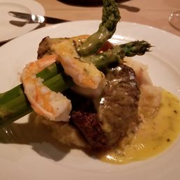 Cabin Club 69 Photos 151 Reviews Steakhouses 30651 Detroit
