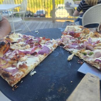 Over The Moon Farmstead - Awesome pizza - Brewpubs Near Me - Pittsfield, New Hampshire