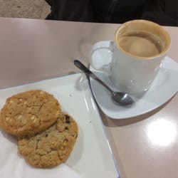Cafe Scenario - Good coffee and delicious biscuits!