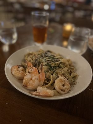 Wolfgang Puck Bar & Grill by null