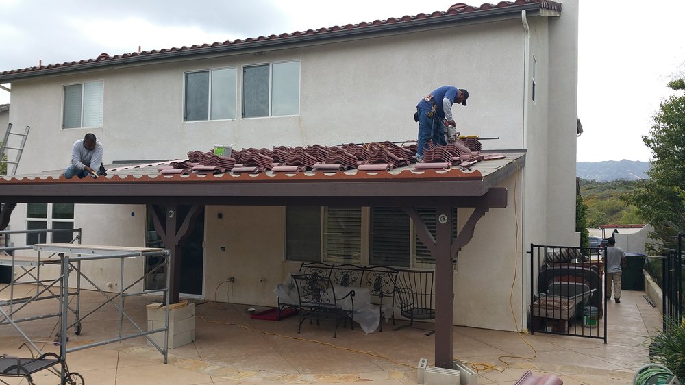 Slide of Daniel Roofing & Construction