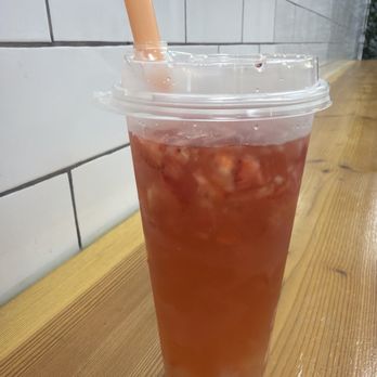 Moowee - Strawberry & Peach lced Shake Tea - Beverage Store Near Me - La Verne, California Moowee - Strawberry & Peach lced Shake Tea - Beverage Store Near Me - La Verne, California