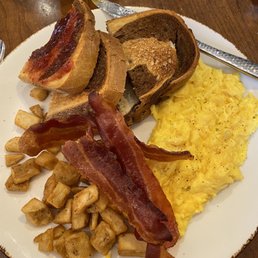 Traditions Breakfast Traditions Breakfast