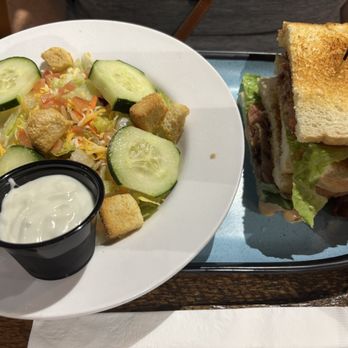 Savvy's Bar & Grill - BLT with side salad - Sports Bars Near Me - San Tan Valley, Arizona Savvy's Bar & Grill - BLT with side salad - Sports Bars Near Me - San Tan Valley, Arizona