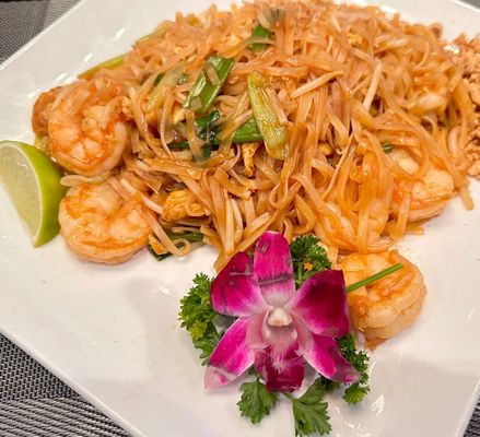 (Beach Blvd) Green Papaya Thai & Sushi Cuisine by null
