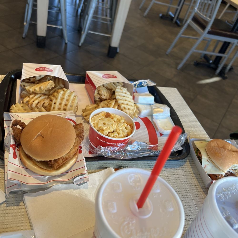 Chick-fil-A - Traditional fair - Fast Food Near Me - Sarasota, Florida