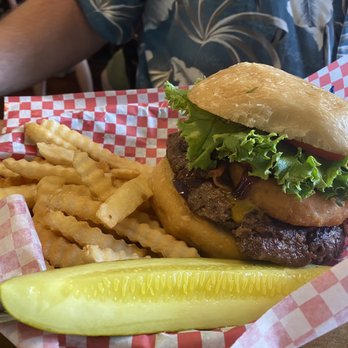 Macado's - Handmade sand seasoned perfect burger - Sandwiches Near Me - Lexington, Virginia Macado's - Handmade sand seasoned perfect burger - Sandwiches Near Me - Lexington, Virginia
