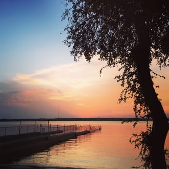 Lake House at Lake Arlington - Boating Near Me - Arlington, Texas Lake House at Lake Arlington - Boating Near Me - Arlington, Texas