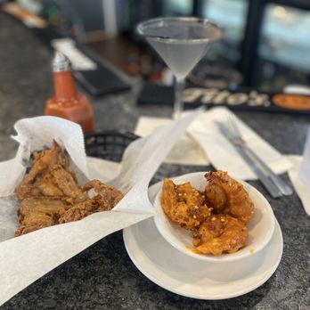 Cornbread Restaurant & Bar - Wings and shrimp - Soul Food Near Me - Southfield, Michigan