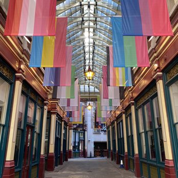 Leadenhall Market - Shopping Centers Near Me - London, XGL Leadenhall Market - Shopping Centers Near Me - London, XGL
