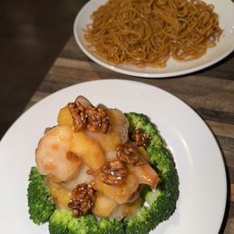 Walnut Shrimp, plain LoMein Walnut Shrimp, plain LoMein