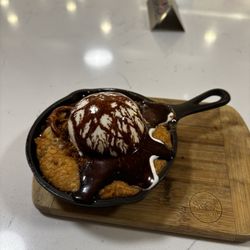 Spot Dessert Bar - Cookie camp