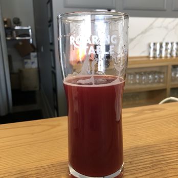 Roaring Table Brewing - Fruit shop - Breweries Near Me - Lake Zurich, Illinois