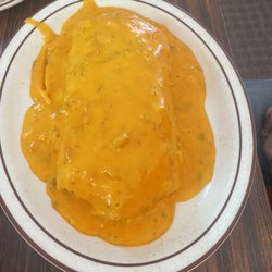 Linn's Tex Mex Restaurant - Wet loaded burrito with queso