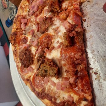 Big Papas Brick Oven Pizza - Meatlover's Pizzq - Pizza Near Me - Scotrun, Pennsylvania Big Papas Brick Oven Pizza - Meatlover's Pizzq - Pizza Near Me - Scotrun, Pennsylvania