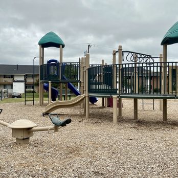 Plaza Methodist Park - Plaza Methodist Park playground - Playgrounds Near Me - Virginia Beach, Virginia