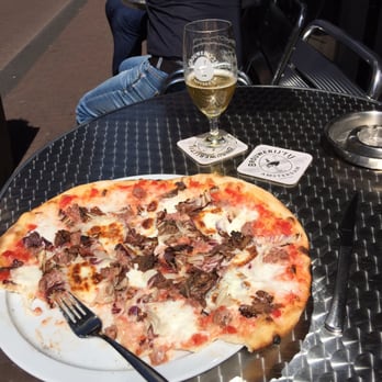 La Perla - Italian Near Me - Amsterdam, New Hampshire La Perla - Italian Near Me - Amsterdam, New Hampshire