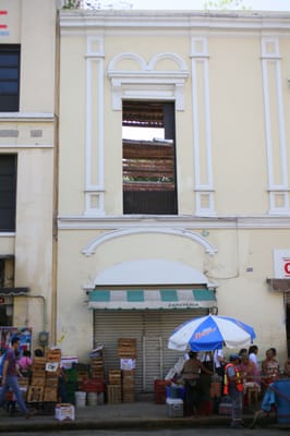 Mercado Lucas De Galvéz by null