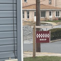 Hartman's Barber Shop - Barbershop