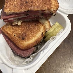 Just Q'in - I've had their pastrami at least 8x's, first time it's been dry. For a $20, that's wild to put dry pastrami out there