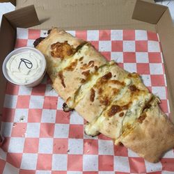 Francesco'S Pizzeria - Pesto Chicken Calzone