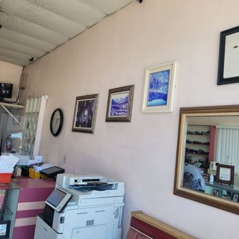 19 Minute Photo Lab - Photography Stores & Services Near Me - Artesia, California