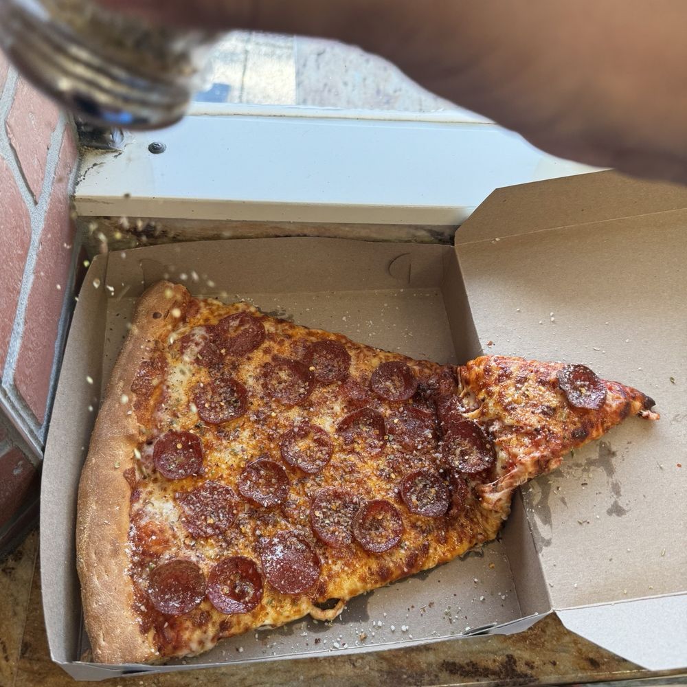 Classic pepperoni slice Classic pepperoni slice