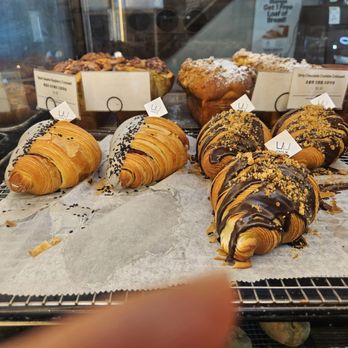 Cafe W Bakery and Desserts - Cafes Near Me - Flushing, New York