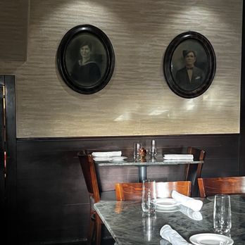 FERRO - Indoor Seating - Pizza Near Me - Idyllwild, California