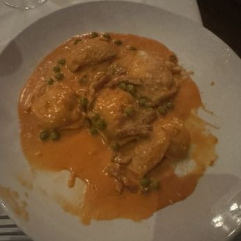 Bocelli - Prosciutto ravioli with peas in some sort of tomato sauce. Undercooked...chewy! - Italian Near Me - Staten Island, New York