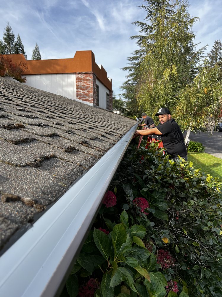 Slide of David Roofing & Gutter Repair