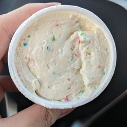 Leguan - Birthday cake dip. It's a part of the quicksand and fossils dessert.