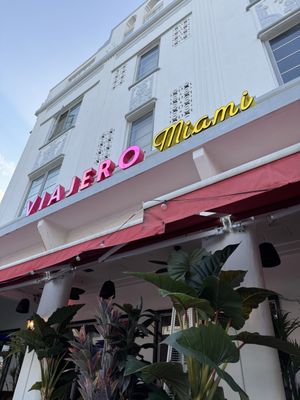 Viajero Miami by null