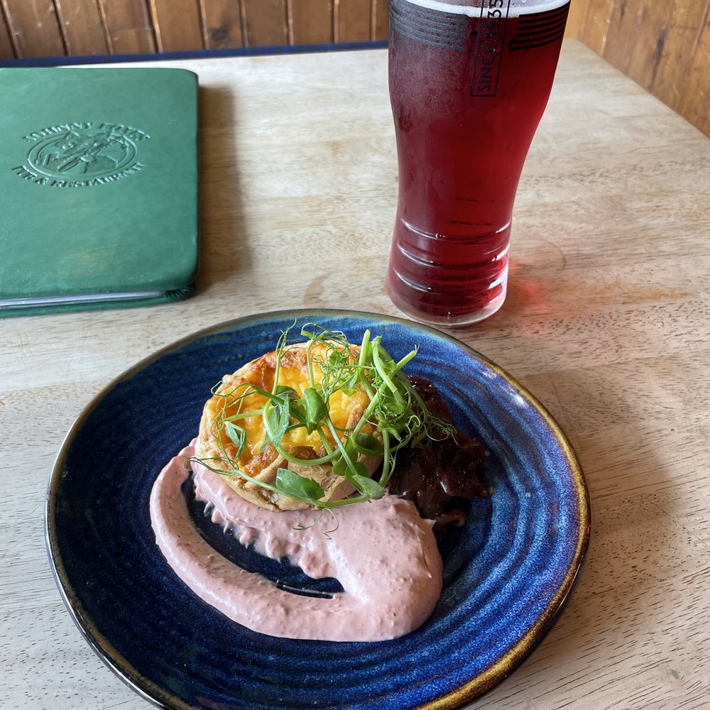 Johnny Foxes - Onion tart and berry beer was delicious! - British Near Me - Inverness, HLD Johnny Foxes - Onion tart and berry beer was delicious! - British Near Me - Inverness, HLD