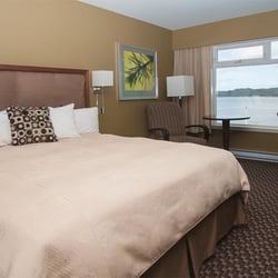 Inn On the Harbour