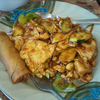 Rice Wok - Cashew Chicken - Chinese Near Me - Studio City, California Rice Wok - Cashew Chicken - Chinese Near Me - Studio City, California