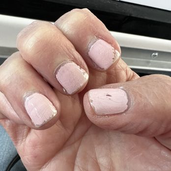 VIP Nails & Spa - Day 3 and I was on a cruise, so it wasn't like I was doing house cleaning. - Nail Salons Near Me - Lakewood, California